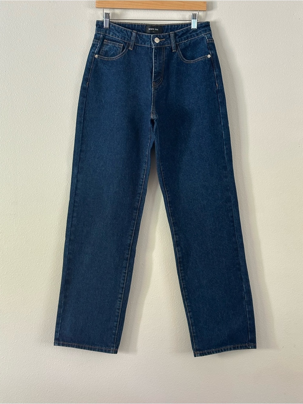 White Fox Women’s Size S High-Rise Straight Leg Jeans in Dark Wash 100% Cotton